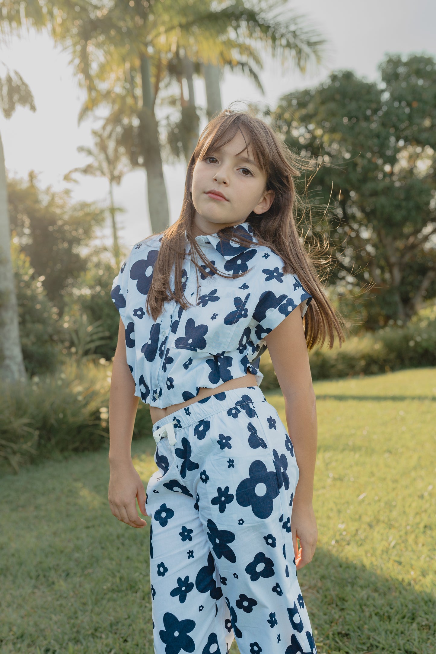 Blusa Azul Oscura Y Blanco