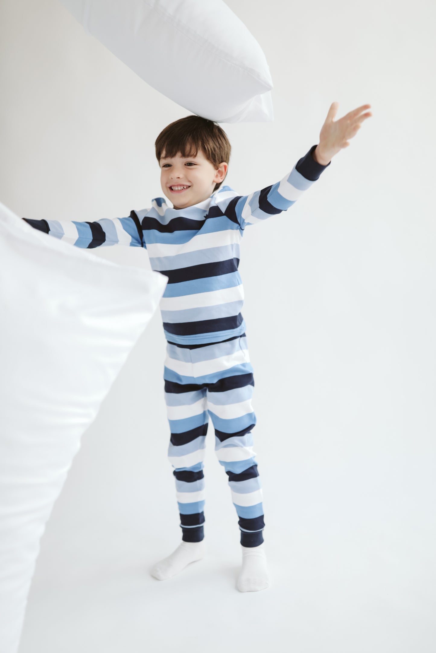 Pijama Azul Oscuro A Rayas